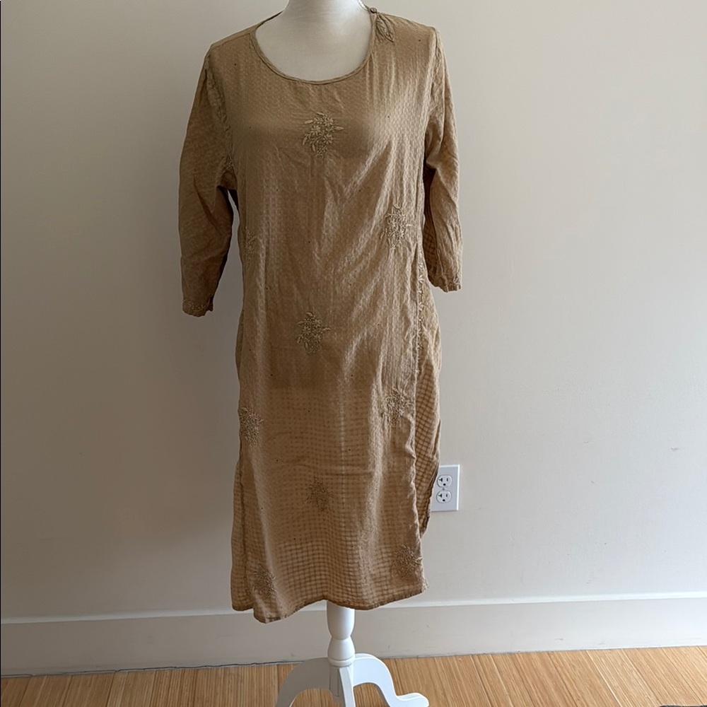 Elegant Tan Women's kurta tunic
